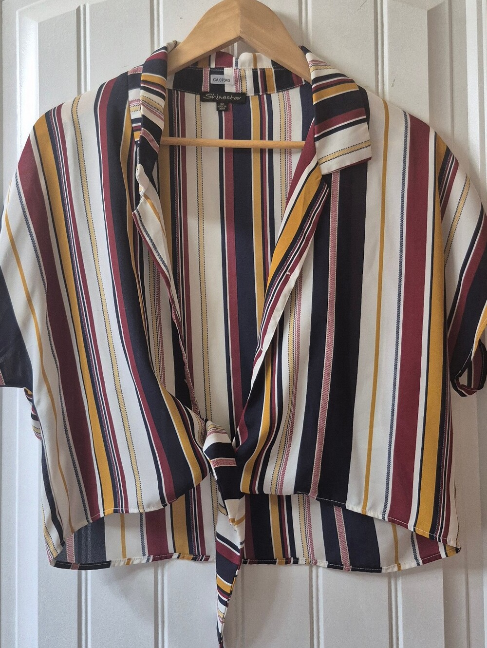 Womens Shinestar Striped Tie Front Blouse Size Medium